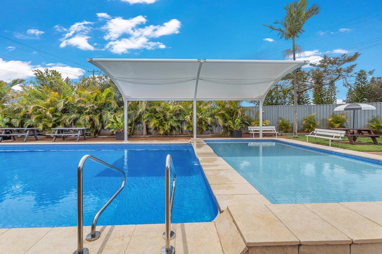Lifestyle Villages Redhead Bagian luar foto