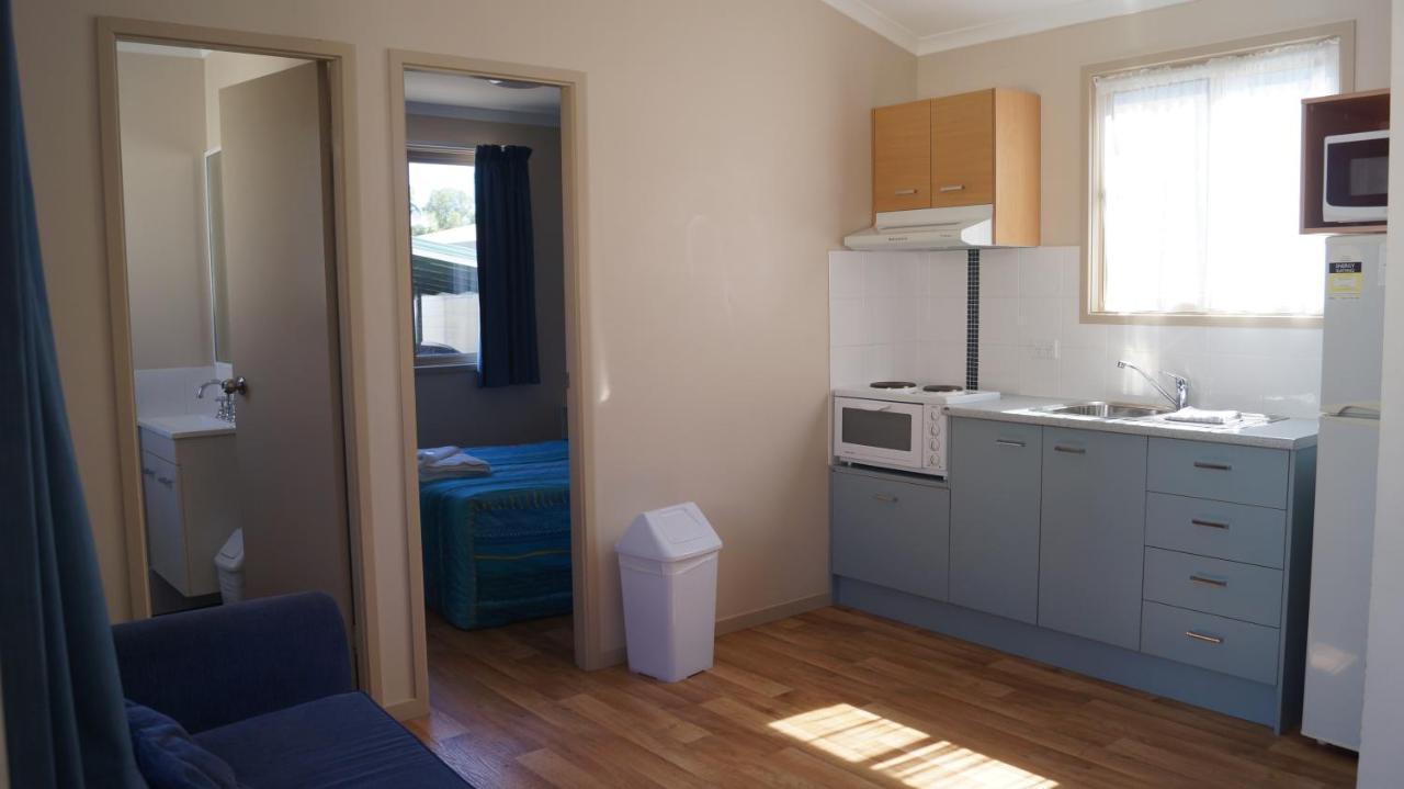 Lifestyle Villages Redhead Ruang foto