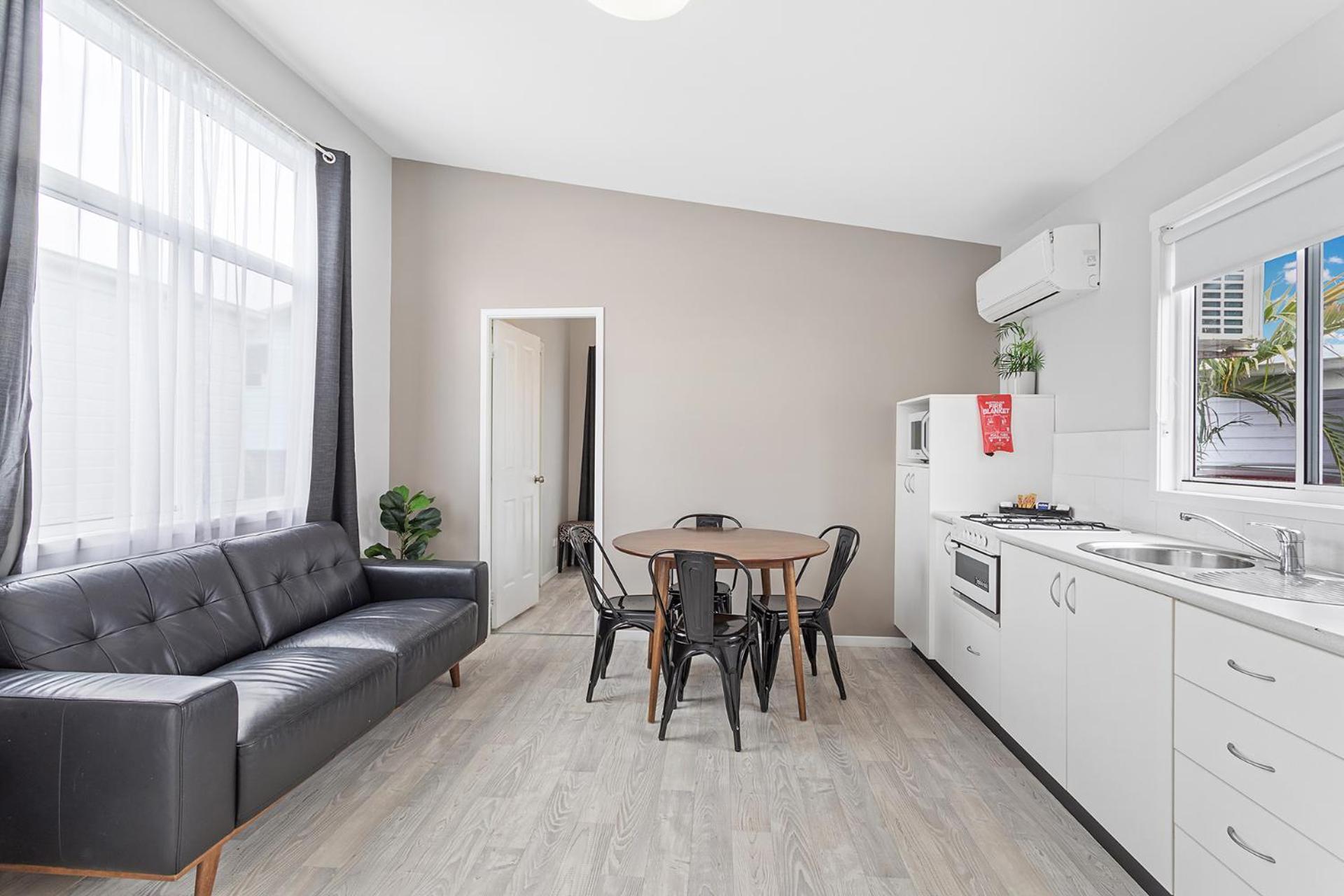 Lifestyle Villages Redhead Ruang foto